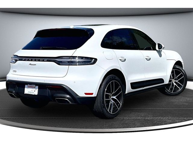 2026 Porsche Macan Base