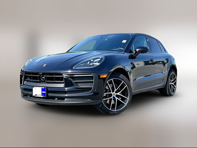 2026 Porsche Macan Base