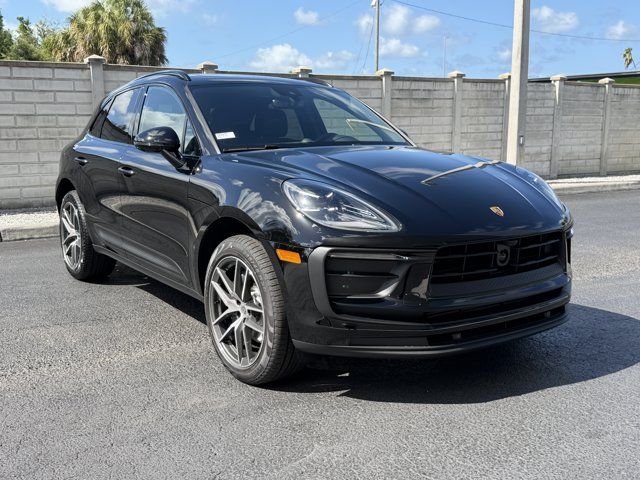2026 Porsche Macan Base
