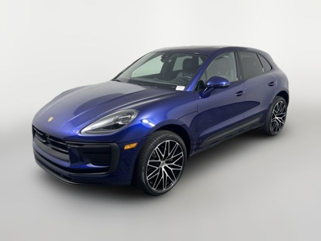2026 Porsche Macan 