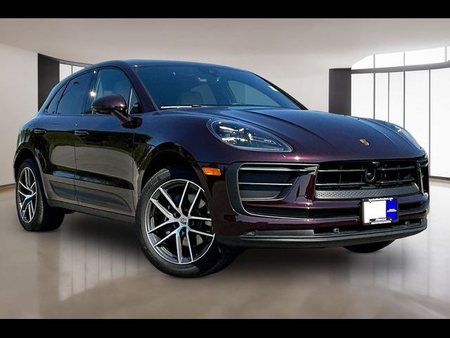 2026 Porsche Macan Base