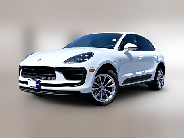 2026 Porsche Macan Base