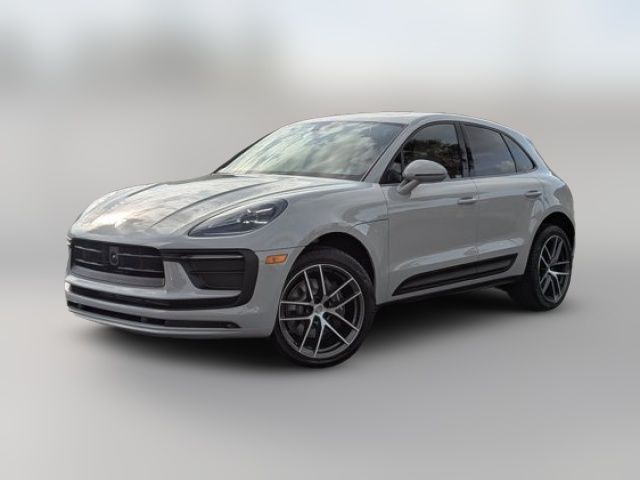 2026 Porsche Macan Base