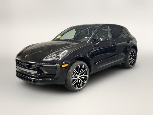 2026 Porsche Macan Base