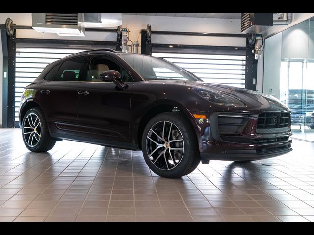 2026 Porsche Macan Base