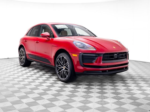 2026 Porsche Macan Base