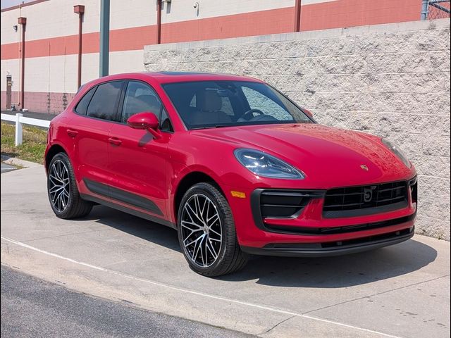 2026 Porsche Macan Base
