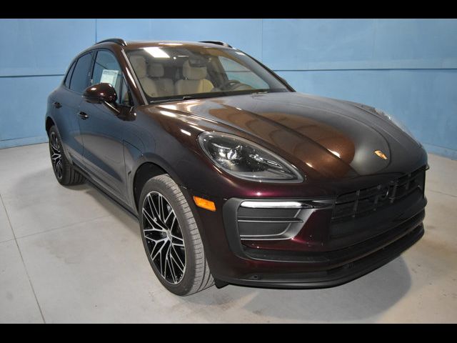 2026 Porsche Macan Base