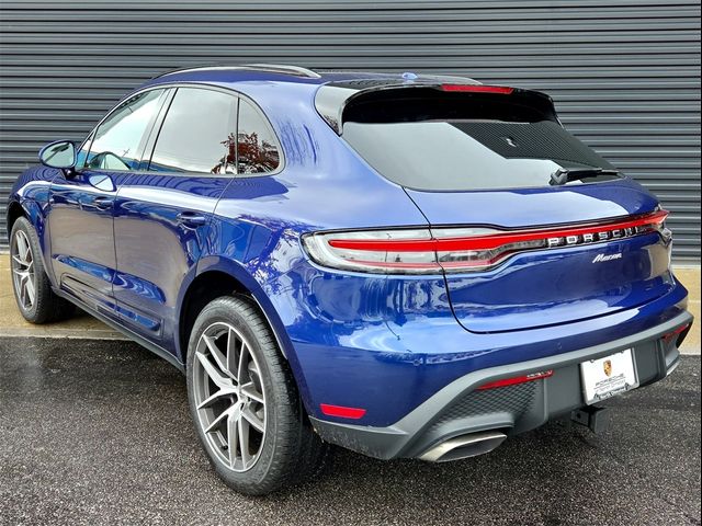 2026 Porsche Macan Base