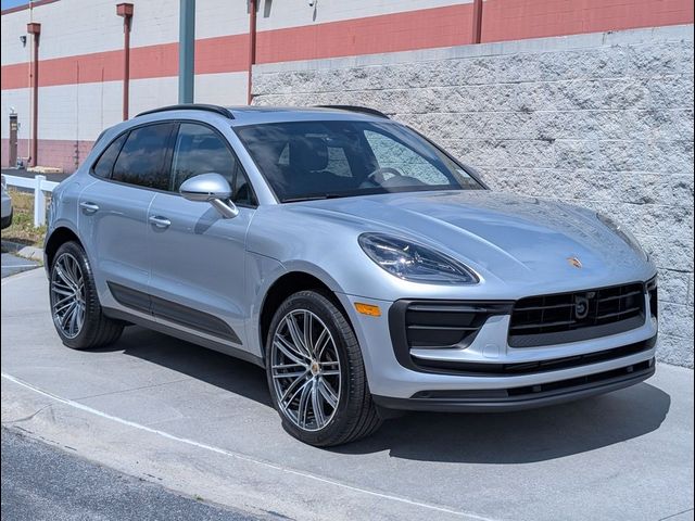 2026 Porsche Macan Base