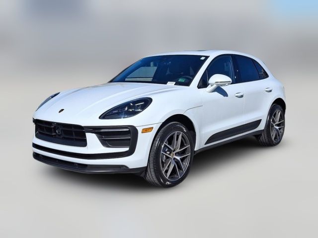 2026 Porsche Macan Base