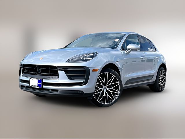2026 Porsche Macan Base