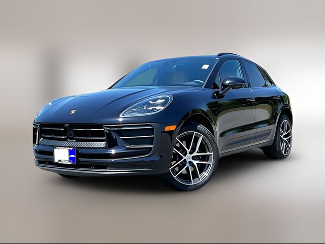 2026 Porsche Macan Base