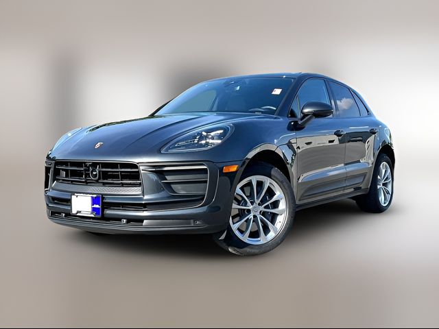 2026 Porsche Macan Base