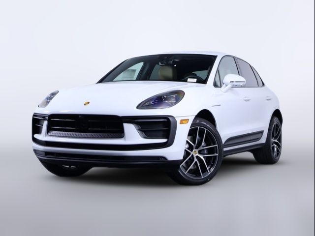 2026 Porsche Macan Base