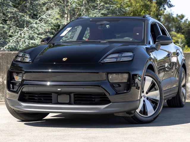2026 Porsche Macan Electric 4