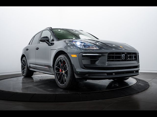 2026 Porsche Macan GTS