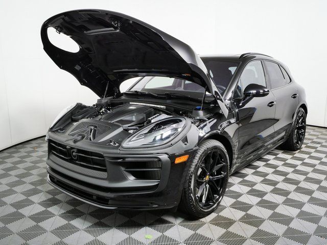 2026 Porsche Macan GTS
