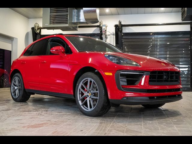 2026 Porsche Macan S