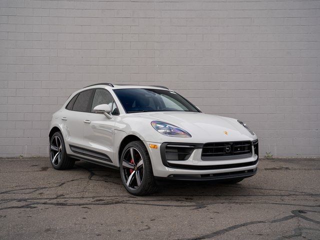 2026 Porsche Macan S