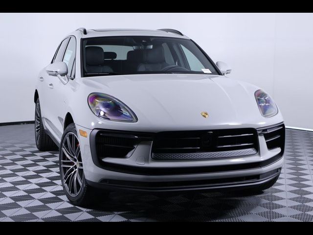 2026 Porsche Macan S