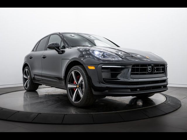 2026 Porsche Macan S