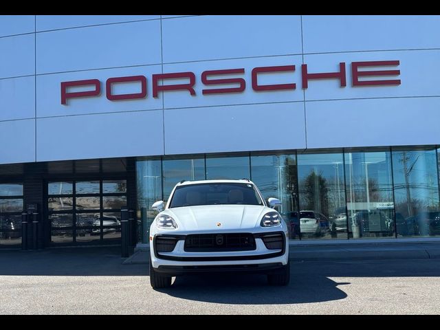2026 Porsche Macan S