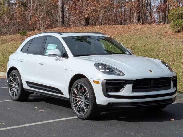 2026 Porsche Macan S