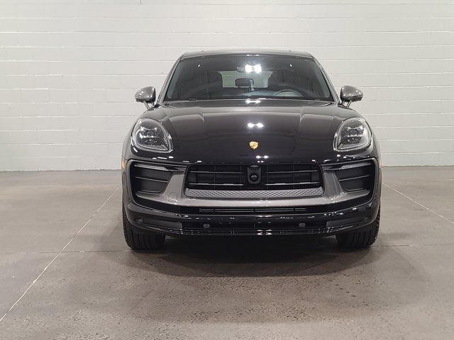 2026 Porsche Macan T
