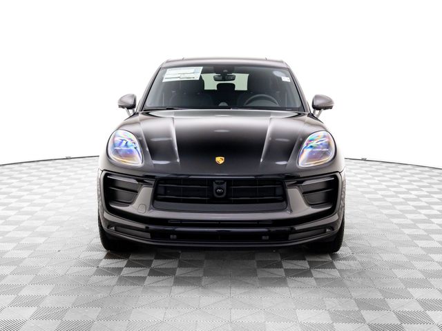 2026 Porsche Macan T