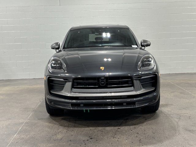 2026 Porsche Macan T