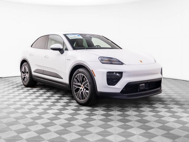 2026 Porsche Macan Electric 4