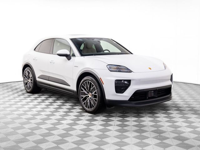 2026 Porsche Macan Electric 4