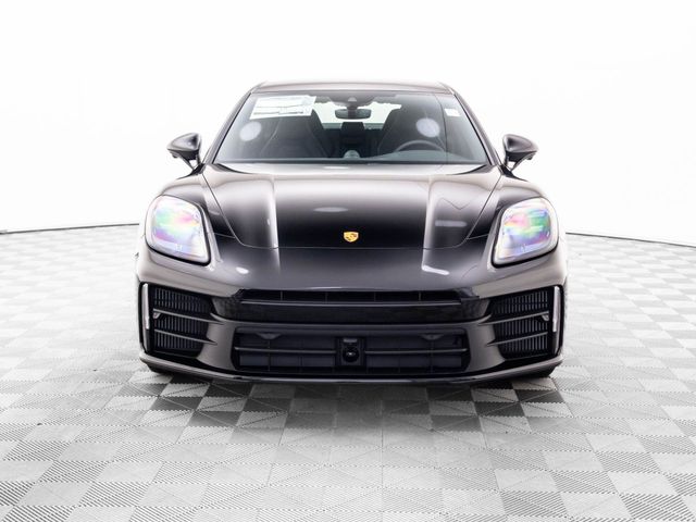 2026 Porsche Panamera 4