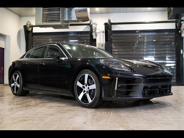 2026 Porsche Panamera 4
