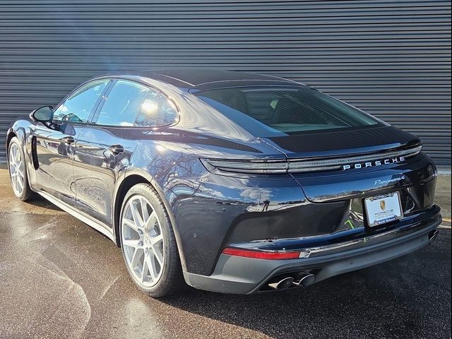 2026 Porsche Panamera 4