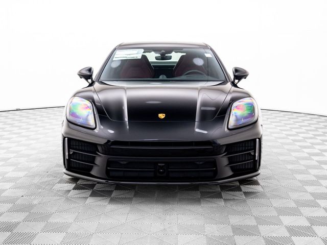 2026 Porsche Panamera 4