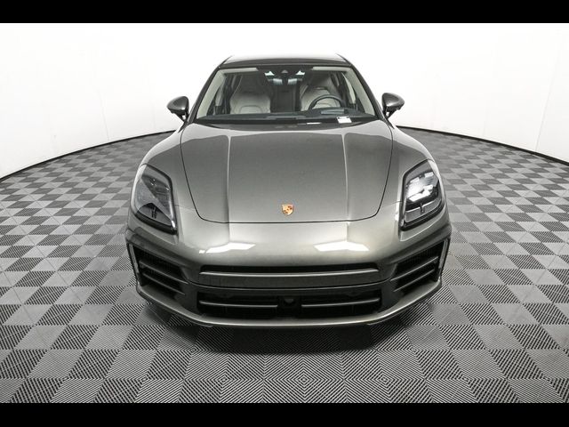 2026 Porsche Panamera 4