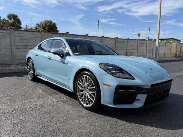 2026 Porsche Panamera 4