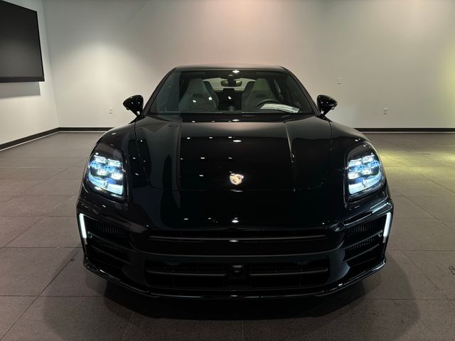 2026 Porsche Panamera 4