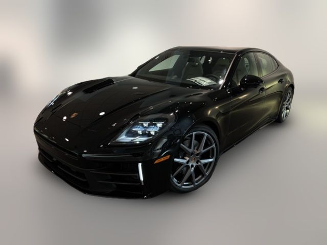 2026 Porsche Panamera 4