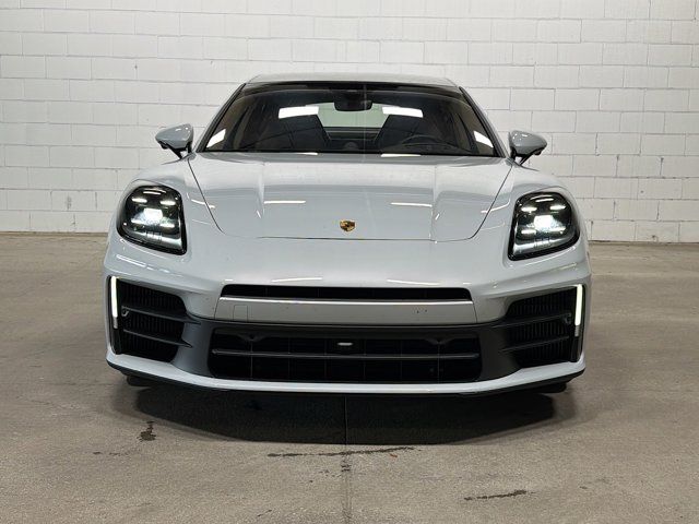 2026 Porsche Panamera E-Hybrid 4
