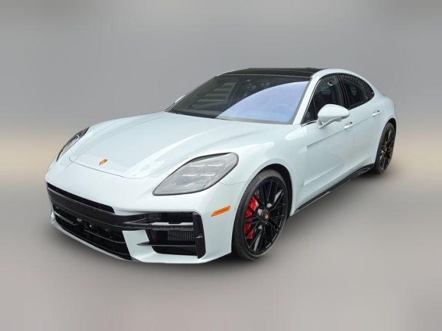 2026 Porsche Panamera GTS