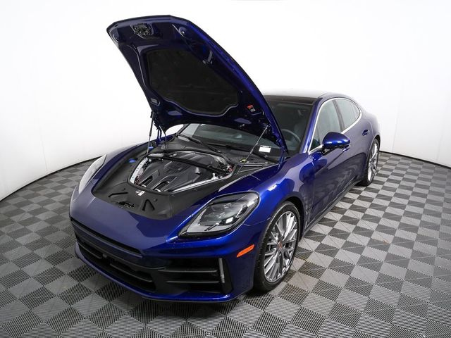 2026 Porsche Panamera Base