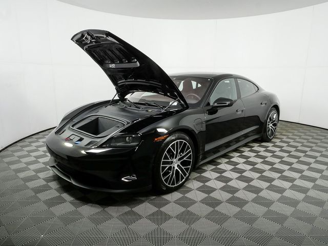 2026 Porsche Taycan 4