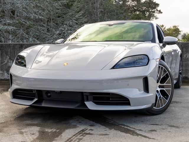 2026 Porsche Taycan 4S