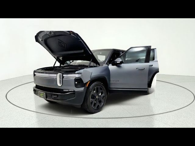 2026 Rivian R1S Base
