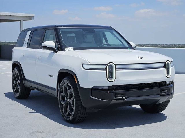 2026 Rivian R1S Base