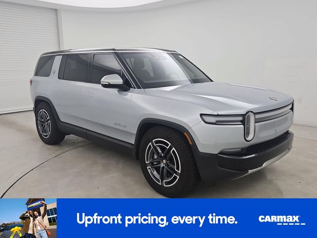 2026 Rivian R1S Base