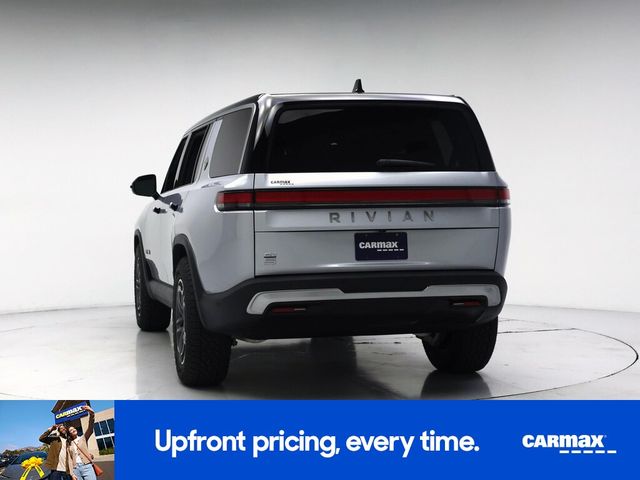 2026 Rivian R1S Base